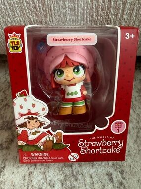Strawberry Shortcake cuties figure